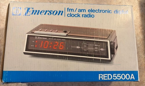 Radio sveglia digitale vintage