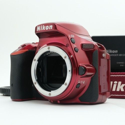 Nikon d5500 red sc350 mint - nikon, mint"