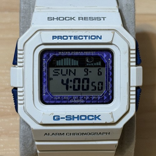 Orologio digitale quadrato