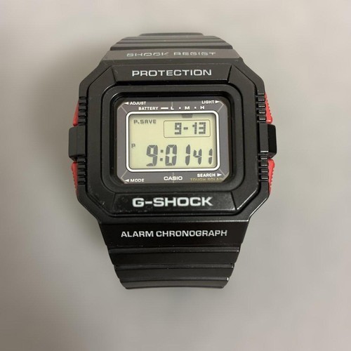 Orologio digitale solare